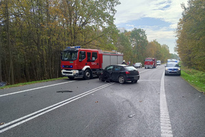 Miejsce wypadku drogowego w Bzowie
